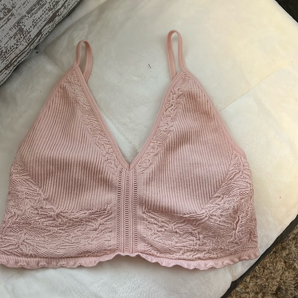 Free People Intimately bralette. Sz L Blush/pink
NWOT